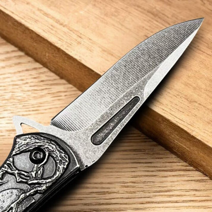 Canivete De Aço Inoxidavel Com Estampa De Lobo Em Relevo 17,5cm Saque Rápido C/ Clip E Trava