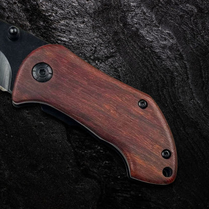 Canivete de Bolso Minimalist Wood Lâmina Inox Black e Cabo em Madeira Nobre
