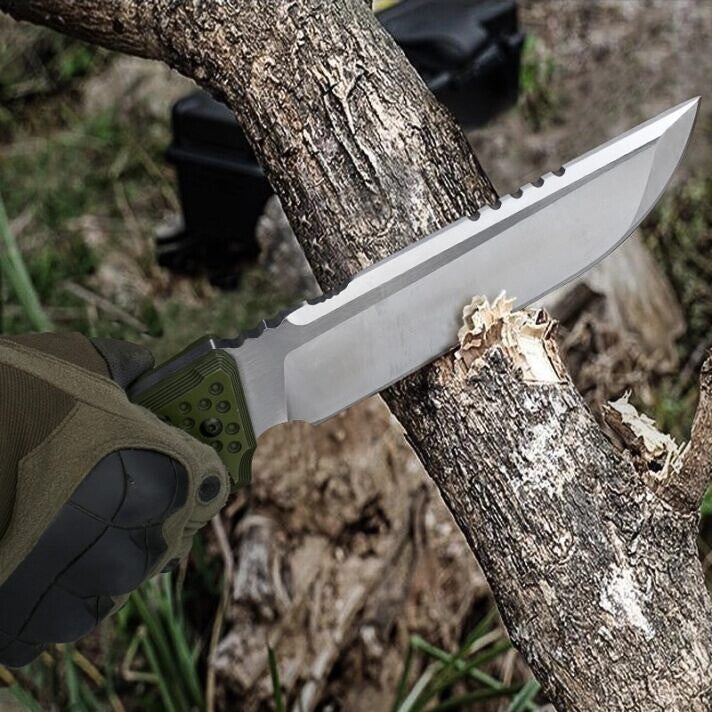 Faca Invictus Bruta com Lâmina AUS-10 Full Tang